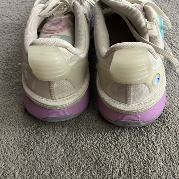 Poison Lining Wade All City cotton candy basketball shoes - Picture 4 of 5
